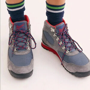 Danner hiking boots men’s size 7